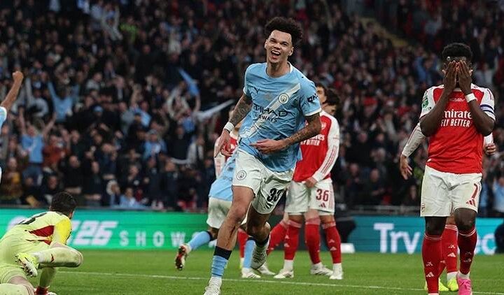 Manchester City, Arsenal’ı 2-0 Mağlup Ederek İngiltere Lig Kupası’nı Kazandı