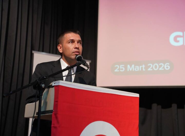 Seferihisar Gazeteciler Cemiyeti genel kurulunu tamamladı: İnanç Karabulut güven tazeledi.