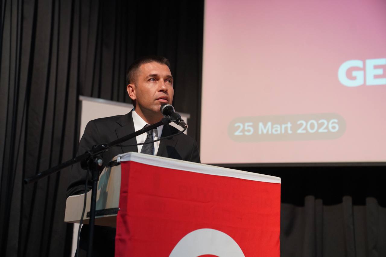 Seferihisar Gazeteciler Cemiyeti genel kurulunu tamamladı: İnanç Karabulut güven tazeledi.